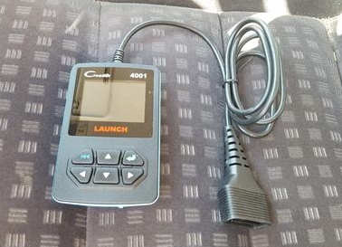 Review Launch CReader 4001 OBD2 Diagnostic Scan Tool Cord