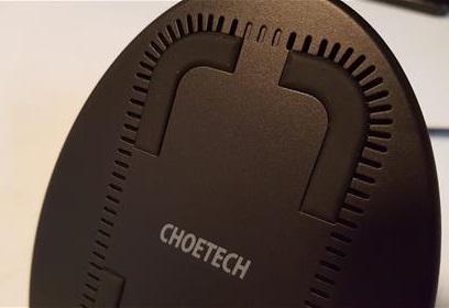 Review CHOETECH Qi Fast Wireless Charging Stand with Cooling Fan Holes