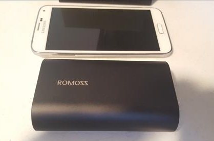 Review ROMOSS 10000mAh Portable Power Bank Type-C & Micro-USB Size