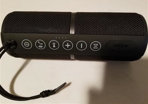 Review Sbode M400 Portable Waterproof Bluetooth Speaker Buttons