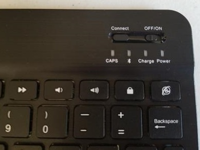 Review Fintie 10-Inch Ultrathin Mini Wireless Bluetooth Keyboard Buttons