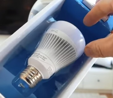 2 Ampoules E27 Colour Bulb compatibles avec  Alexa sable Pack  Echo Dot 