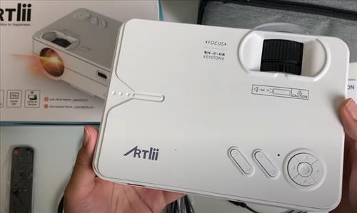 Review: ARTLII Enjoy 2 LED 720p Video Projector with WiFi