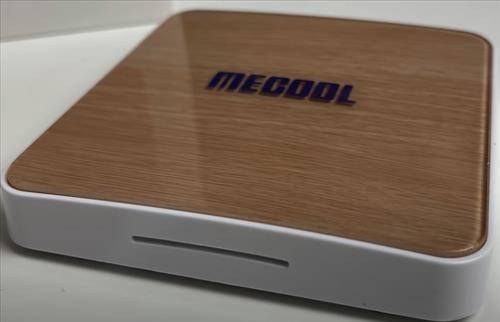 Review MECOOL KM6 Android TV Box Deluxe Edition Overview